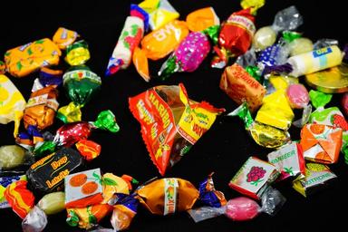 candy-hand-made-sweets-treat-295602.jpg