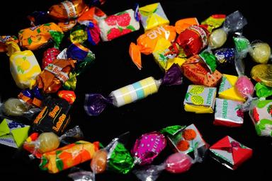candy-hand-made-sweets-treat-295597.jpg