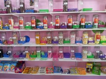 sweets-candy-candy-shop-lolly-432649.jpg